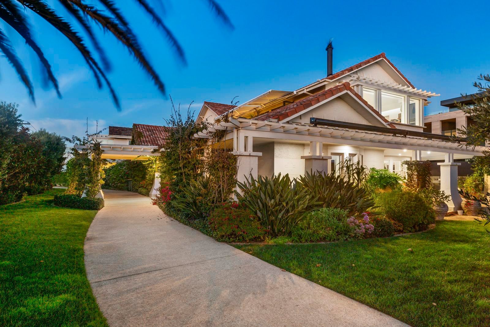 Real Estate and Property in 31 Ormond Esplanade, Elwood, VIC