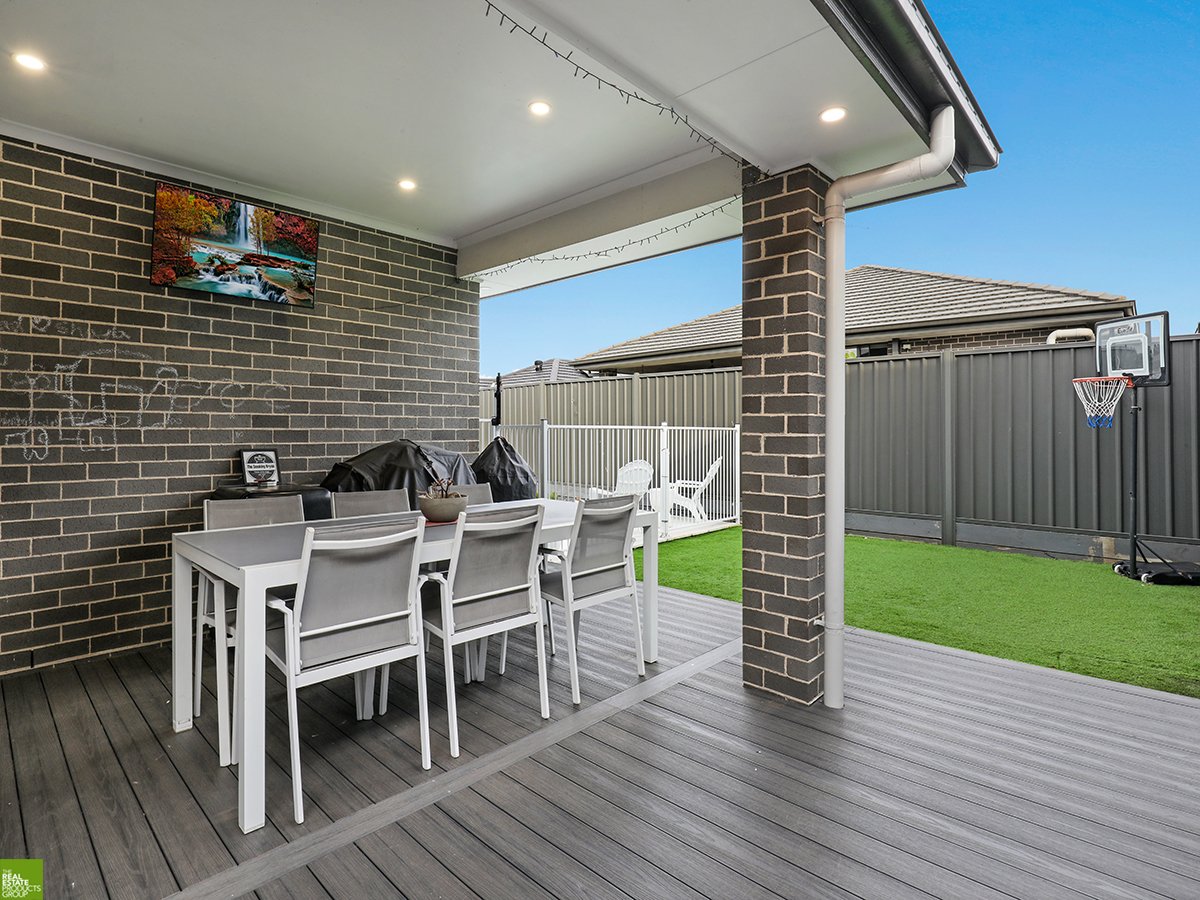 31 Osage Street HORSLEY 12