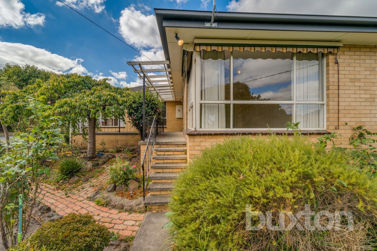 Gallery: 31 Outlook Road