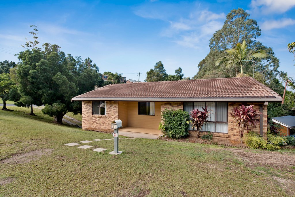 31 Pearce Drive COFFS HARBOUR 16