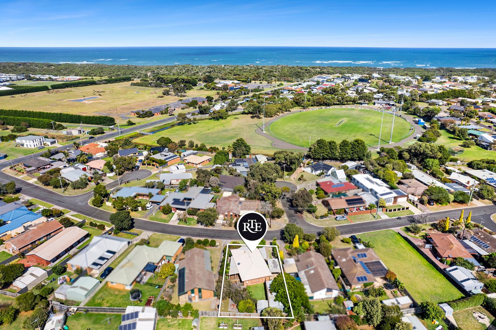 Real Estate and Property in 31 Pembroke Road, Ocean Grove, VIC