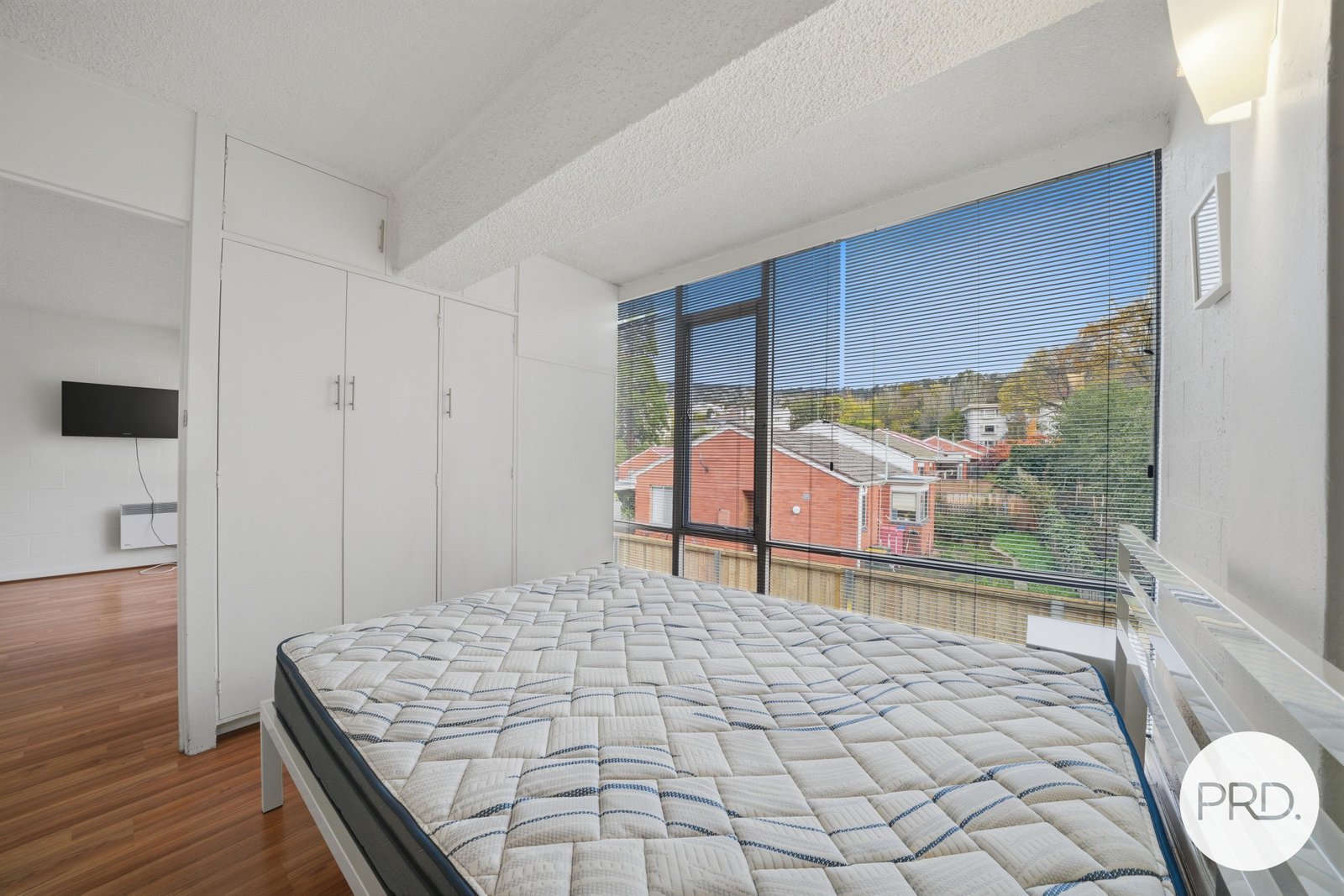 3/1 Plimsoll Place SANDY BAY 11
