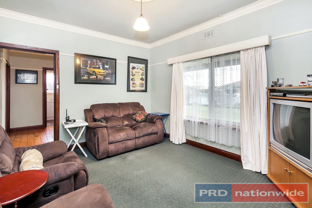 31 Queen Street SEBASTOPOL 4