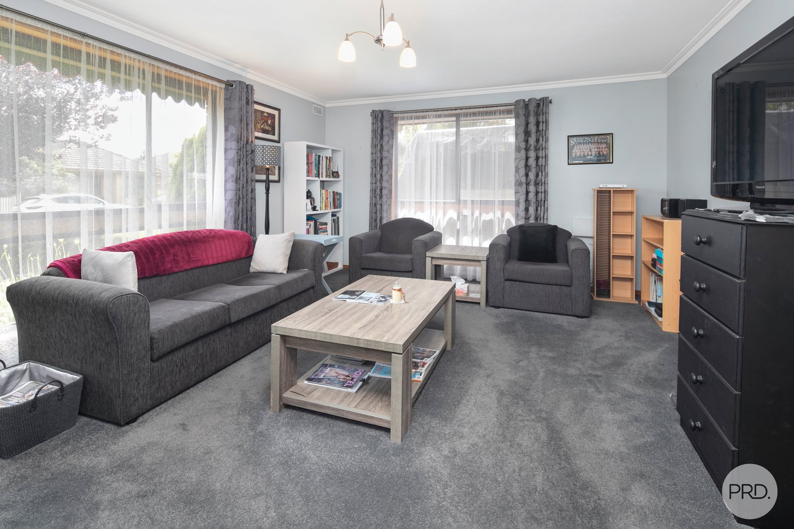 31 Queen Victoria Street NEWINGTON 9