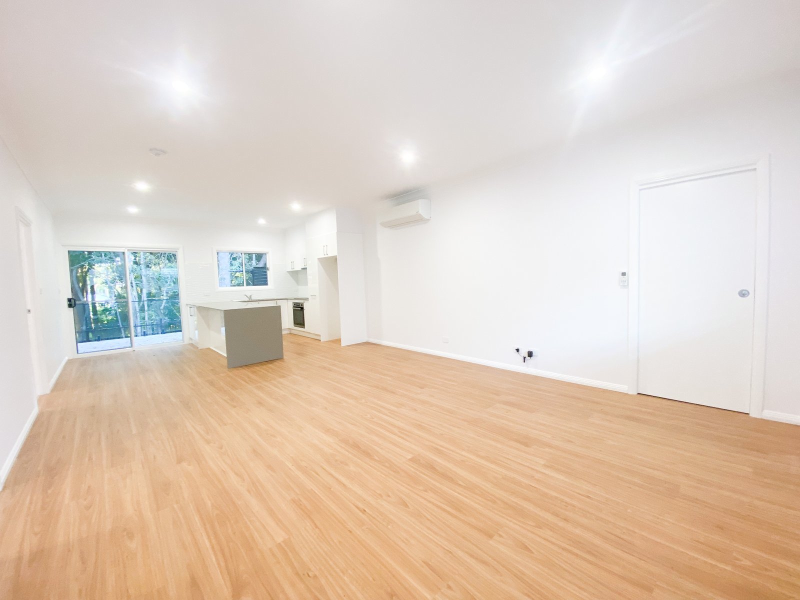 31 Ridgeview Drive SALAMANDER BAY 5
