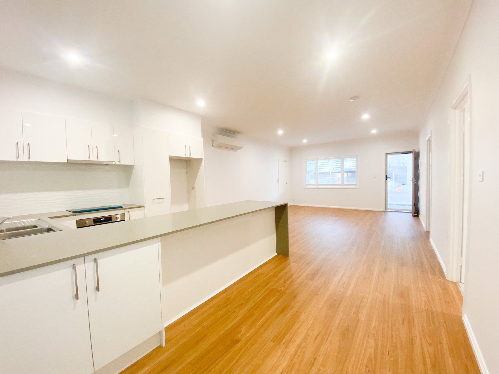 31 Ridgeview Drive SALAMANDER BAY 8