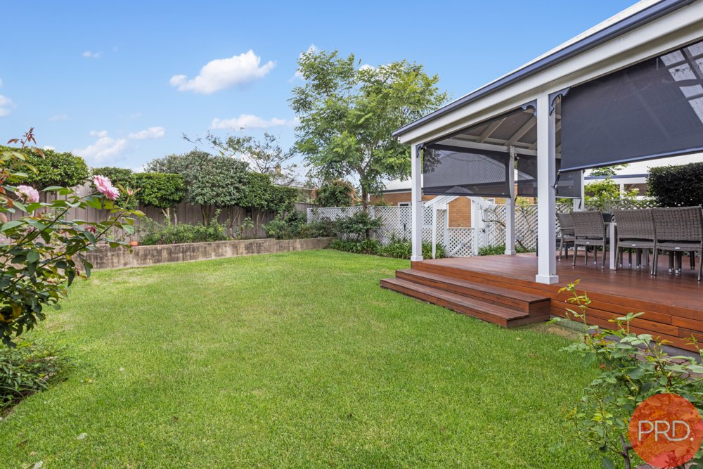 31 Robinia Close LARGS 24