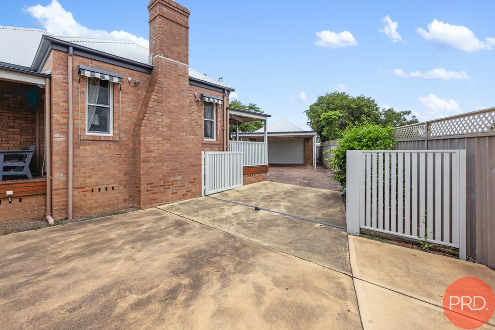 31 Robinia Close LARGS 34