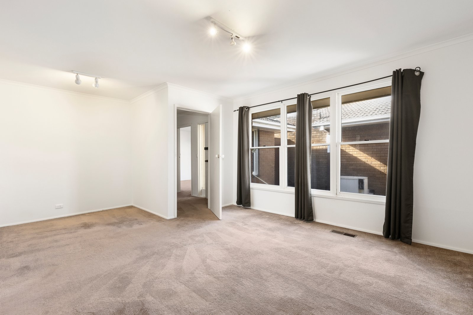 Gallery: 3/1 Rosella Road