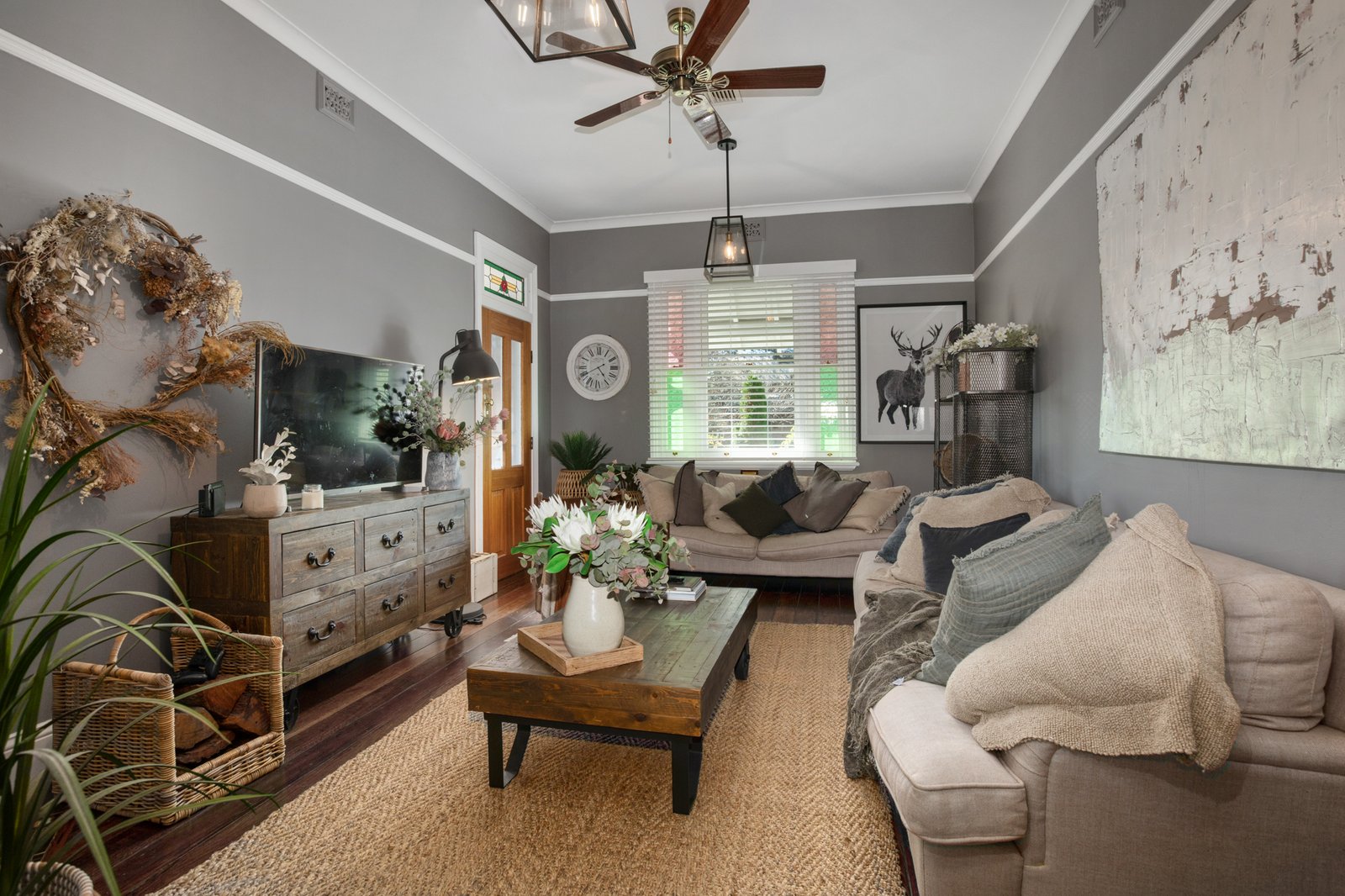 31 Roxburgh Street LORN 9