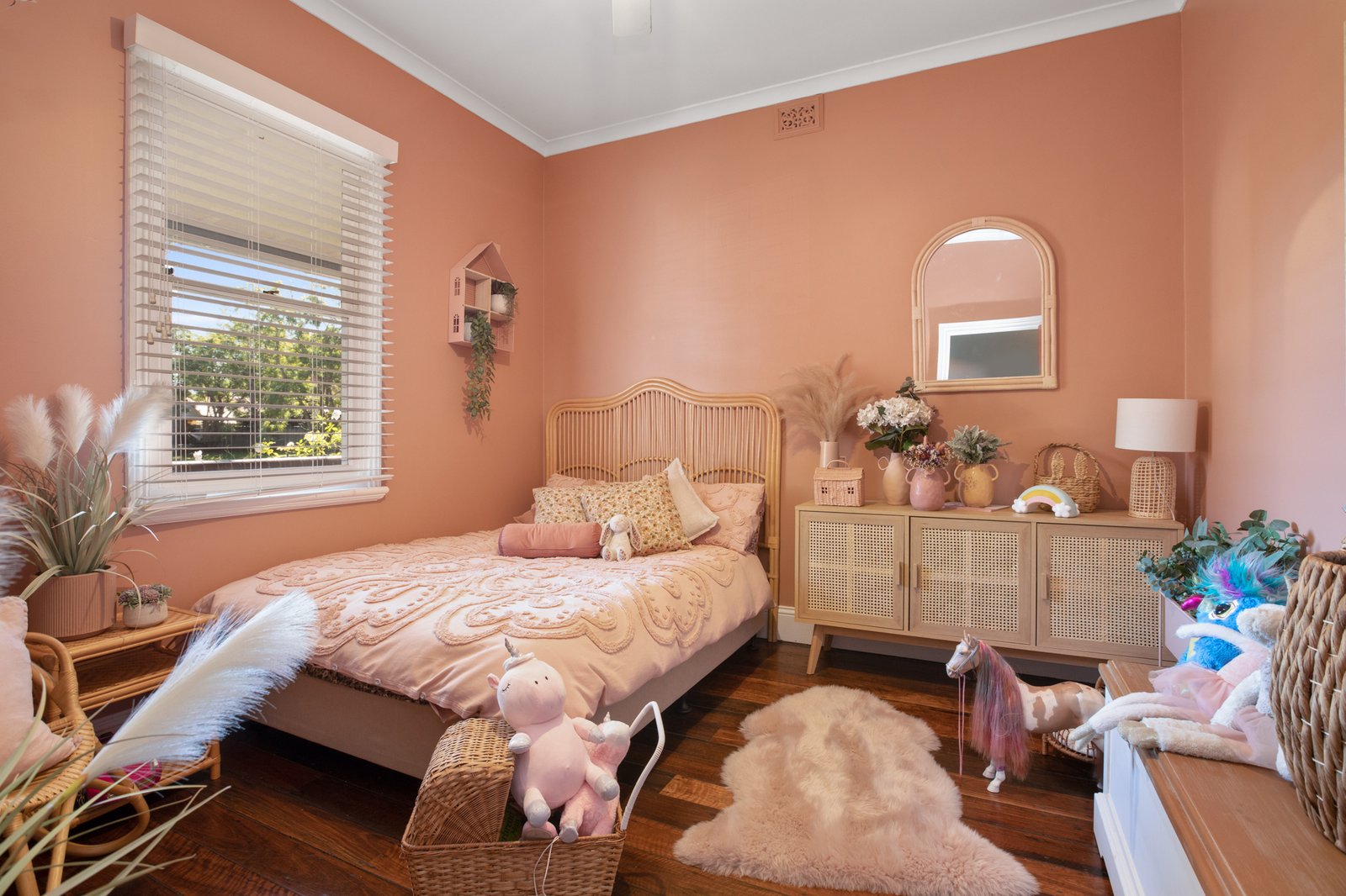 31 Roxburgh Street LORN 11