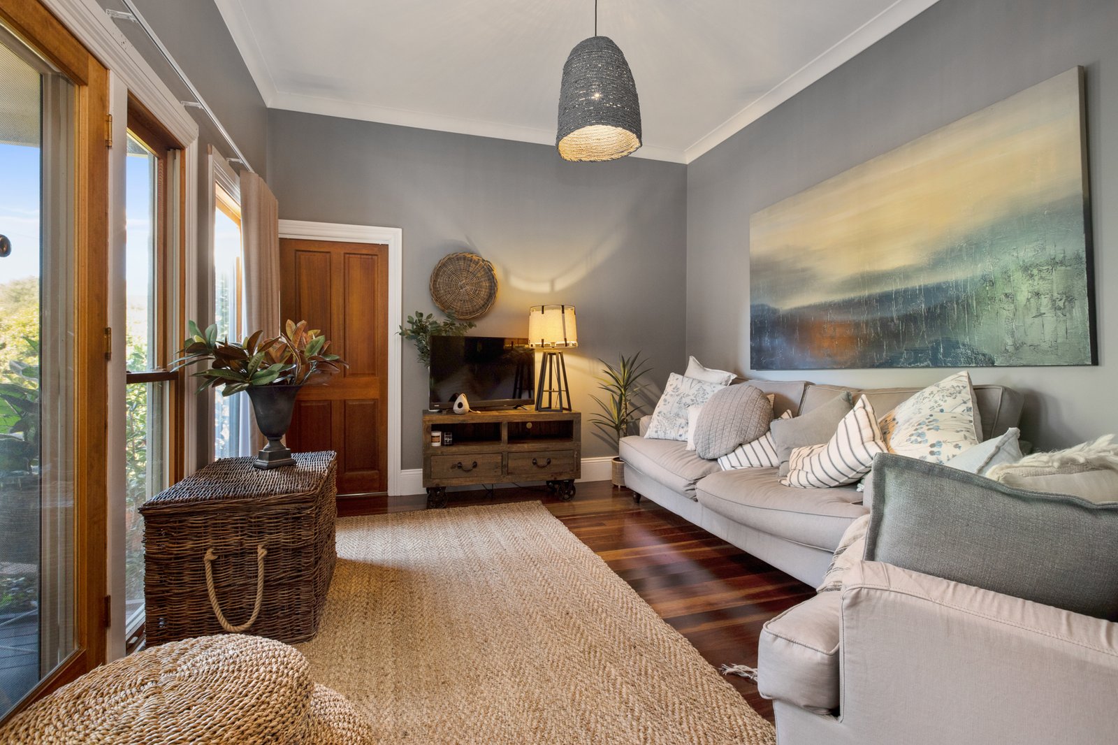 31 Roxburgh Street LORN 20