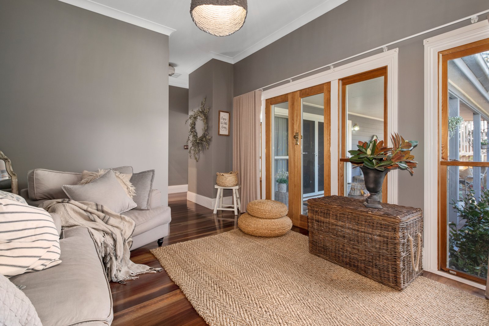 31 Roxburgh Street LORN 21