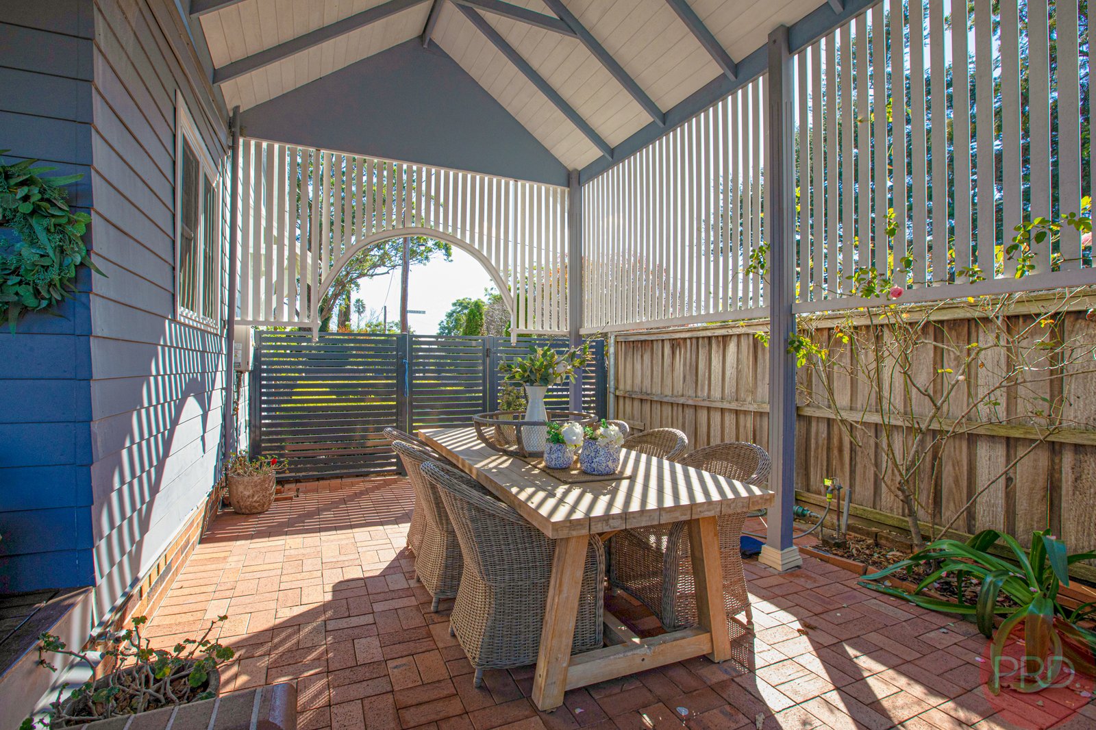 31 Roxburgh Street LORN 25