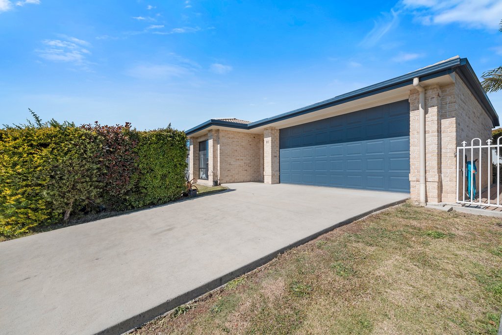 31 Saltwater Cres  CORINDI BEACH 1