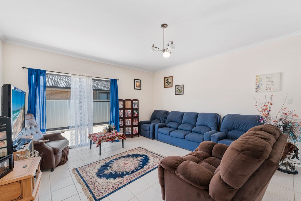 31 Saltwater Cres  CORINDI BEACH 6