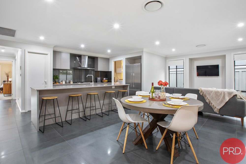 31 Sandridge Street THORNTON 4