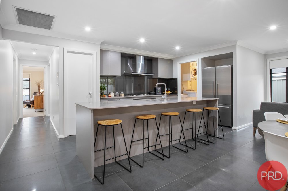 31 Sandridge Street THORNTON 9