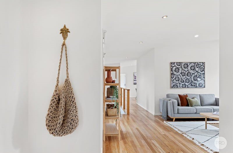 31 Saratoga Avenue CORLETTE 2