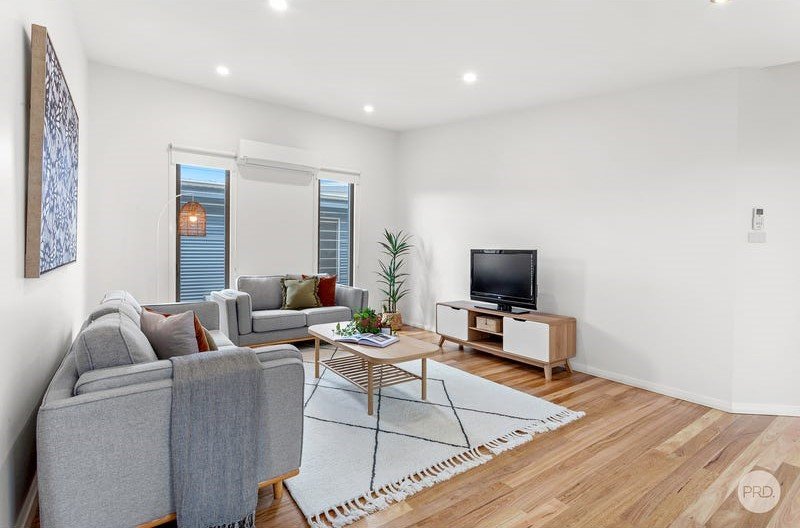 31 Saratoga Avenue CORLETTE 3