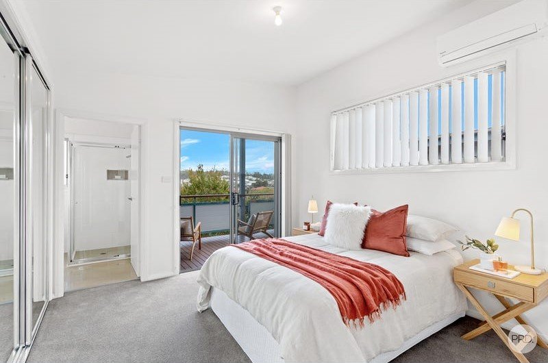 31 Saratoga Avenue CORLETTE 15