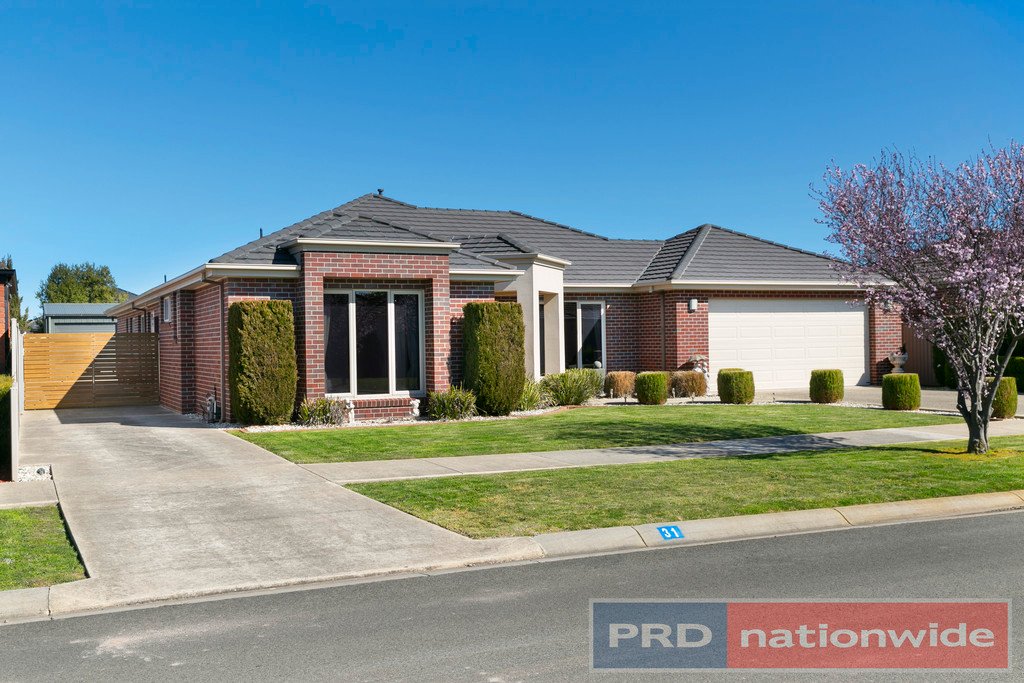 31 Scarborough Crescent ALFREDTON 1