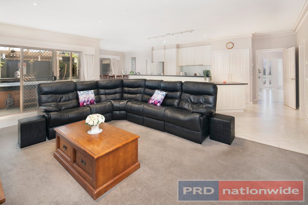 31 Scarborough Crescent ALFREDTON 3