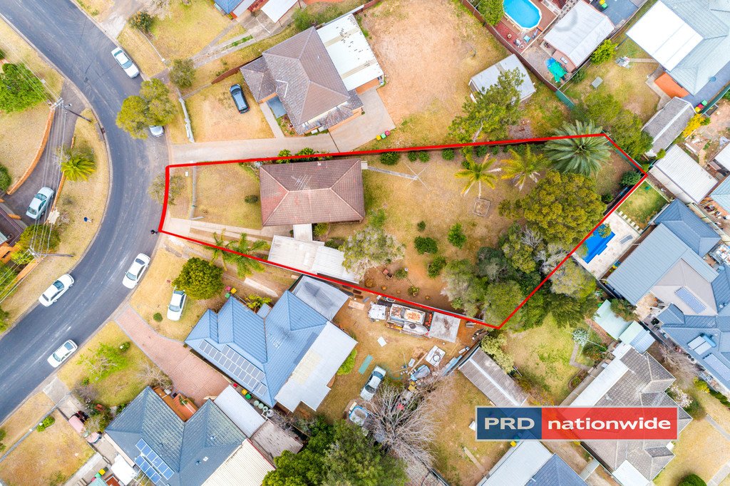 31 Sheba Crescent SOUTH PENRITH 1
