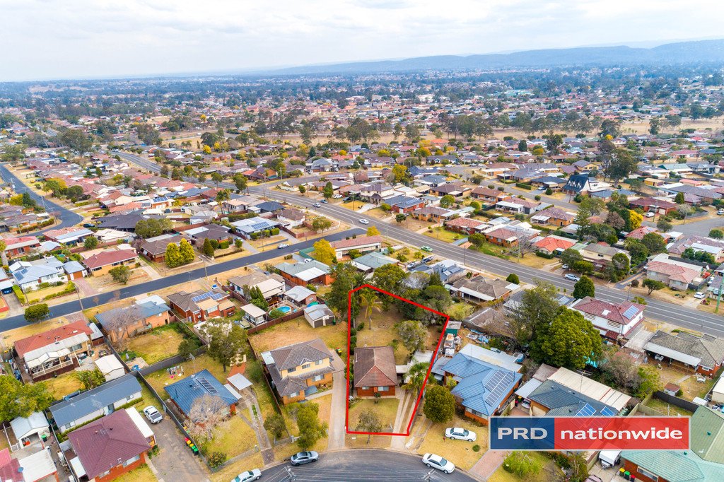 31 Sheba Crescent SOUTH PENRITH 16