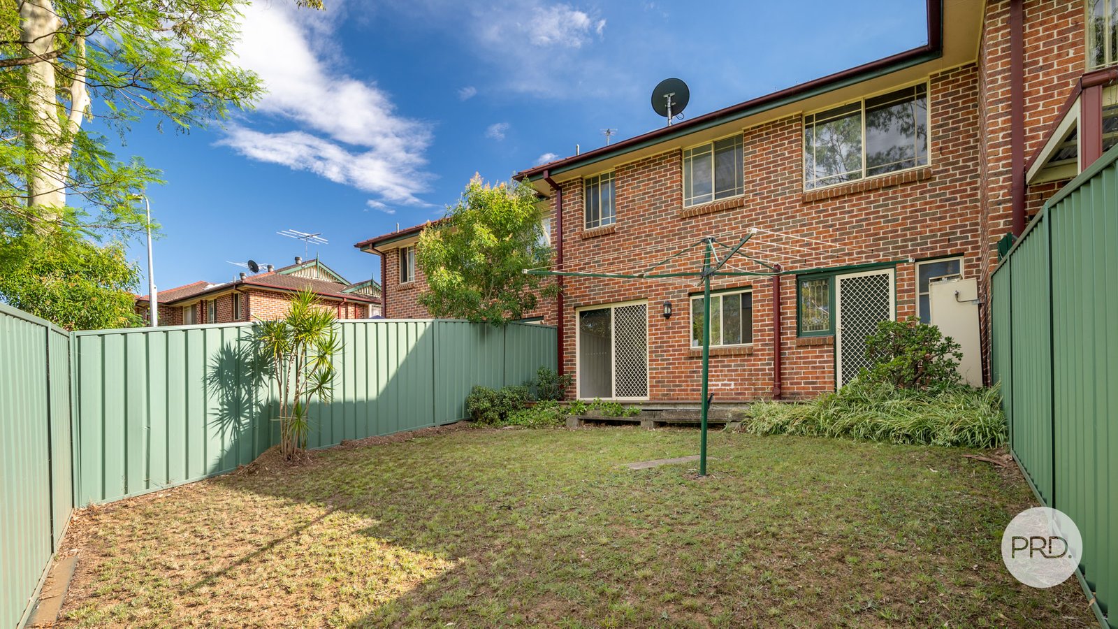 31 Sherwood Circuit PENRITH 12
