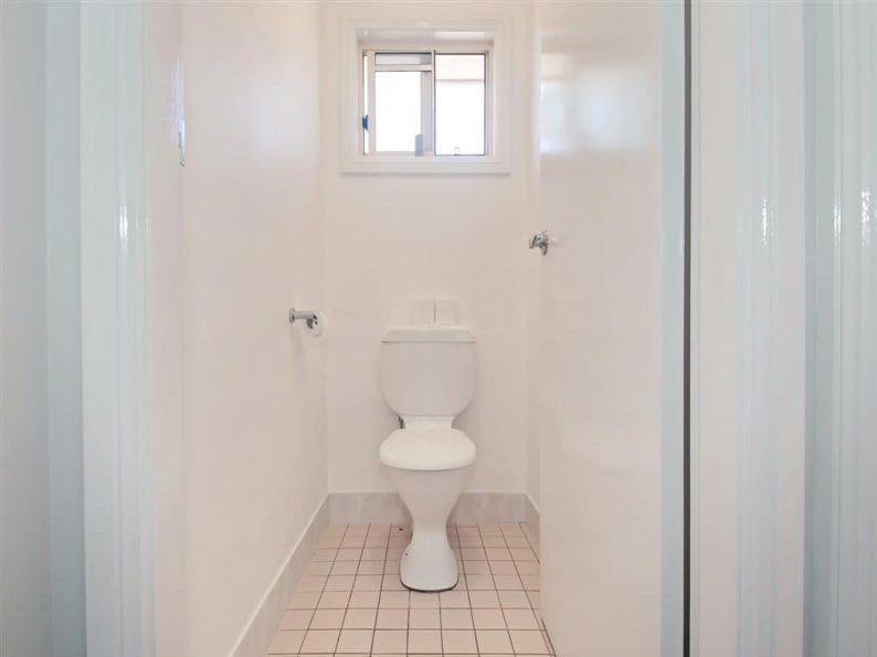 3/1 Shores Close SALAMANDER BAY 13