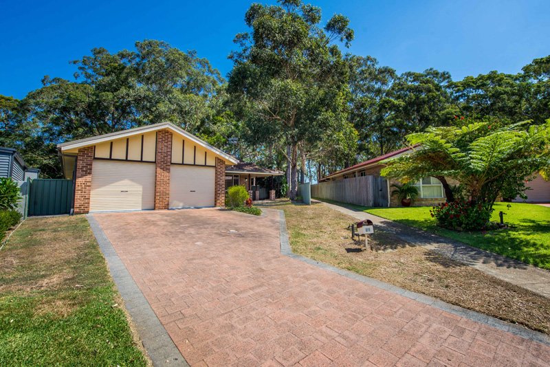 31 Shores Close SALAMANDER BAY 3