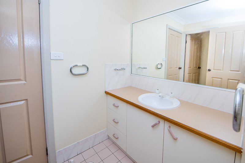 31 Shores Close SALAMANDER BAY 12