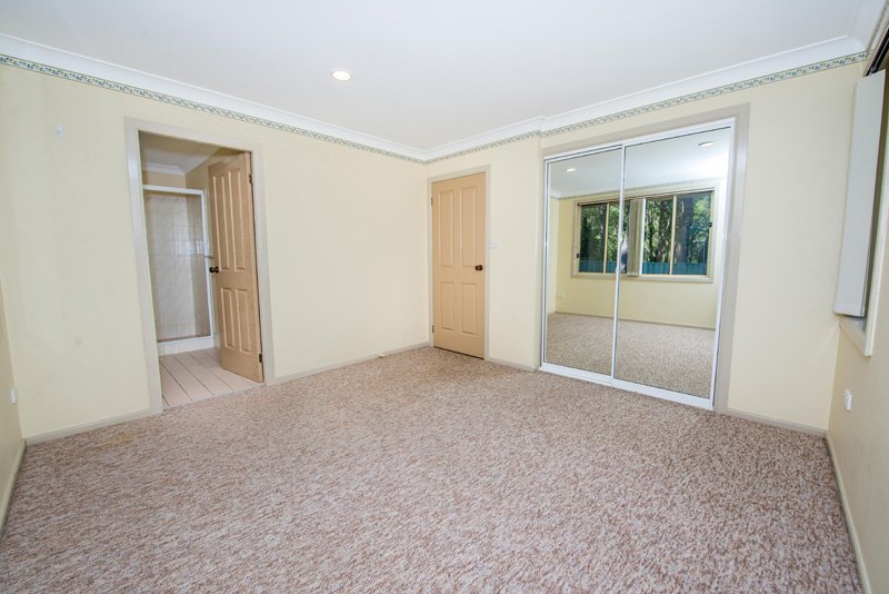 31 Shores Close SALAMANDER BAY 17