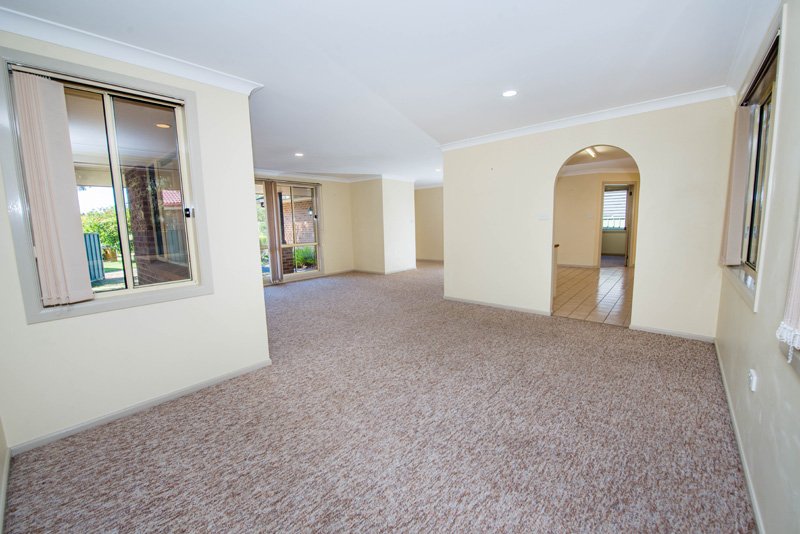 31 Shores Close SALAMANDER BAY 23