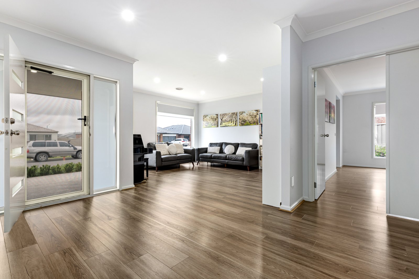 Gallery: 31 Silver Leaf Way