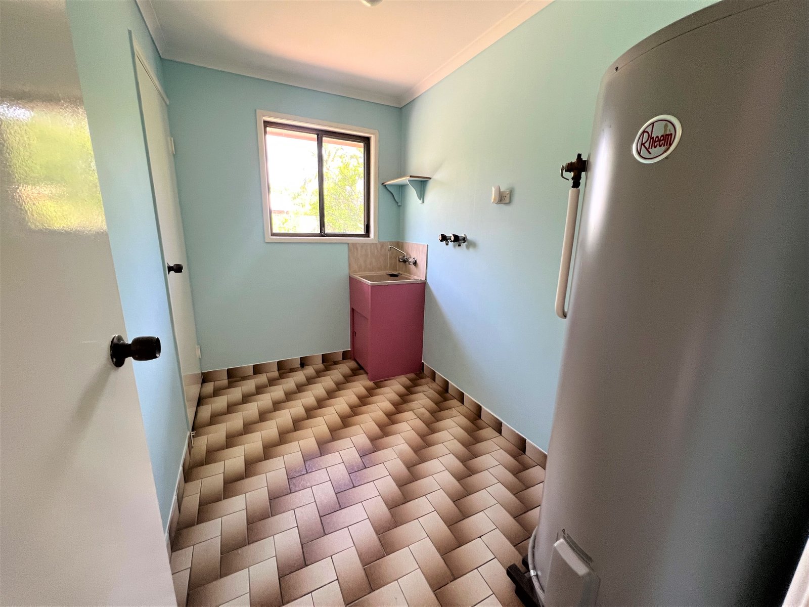 31 SILVERTON Drive TANNUM SANDS 12