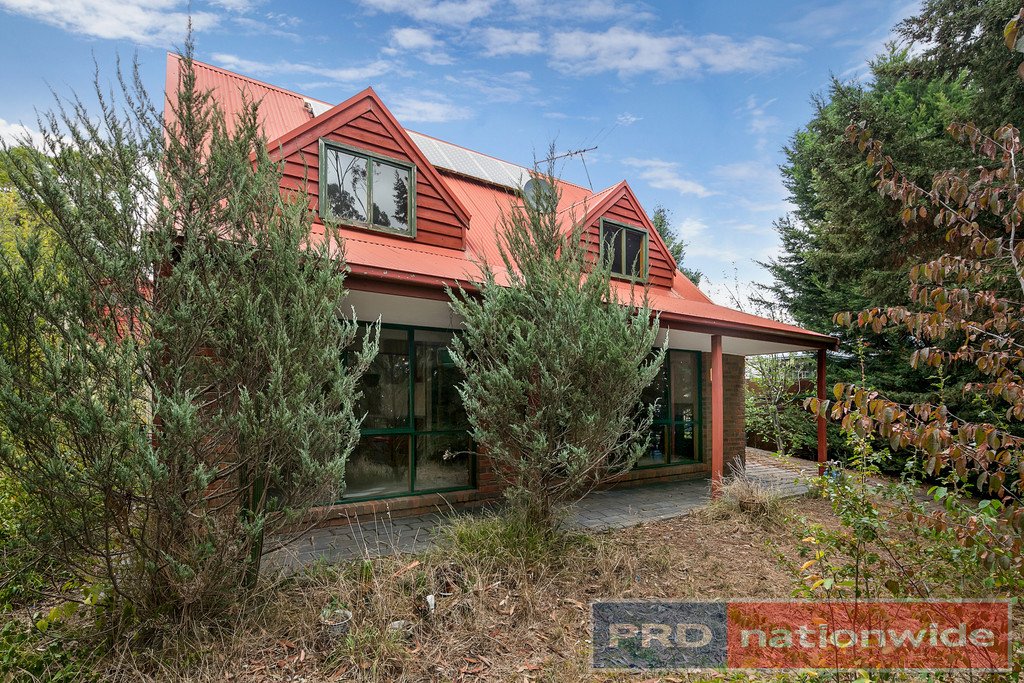 31 Simpson Street BALLAN 2