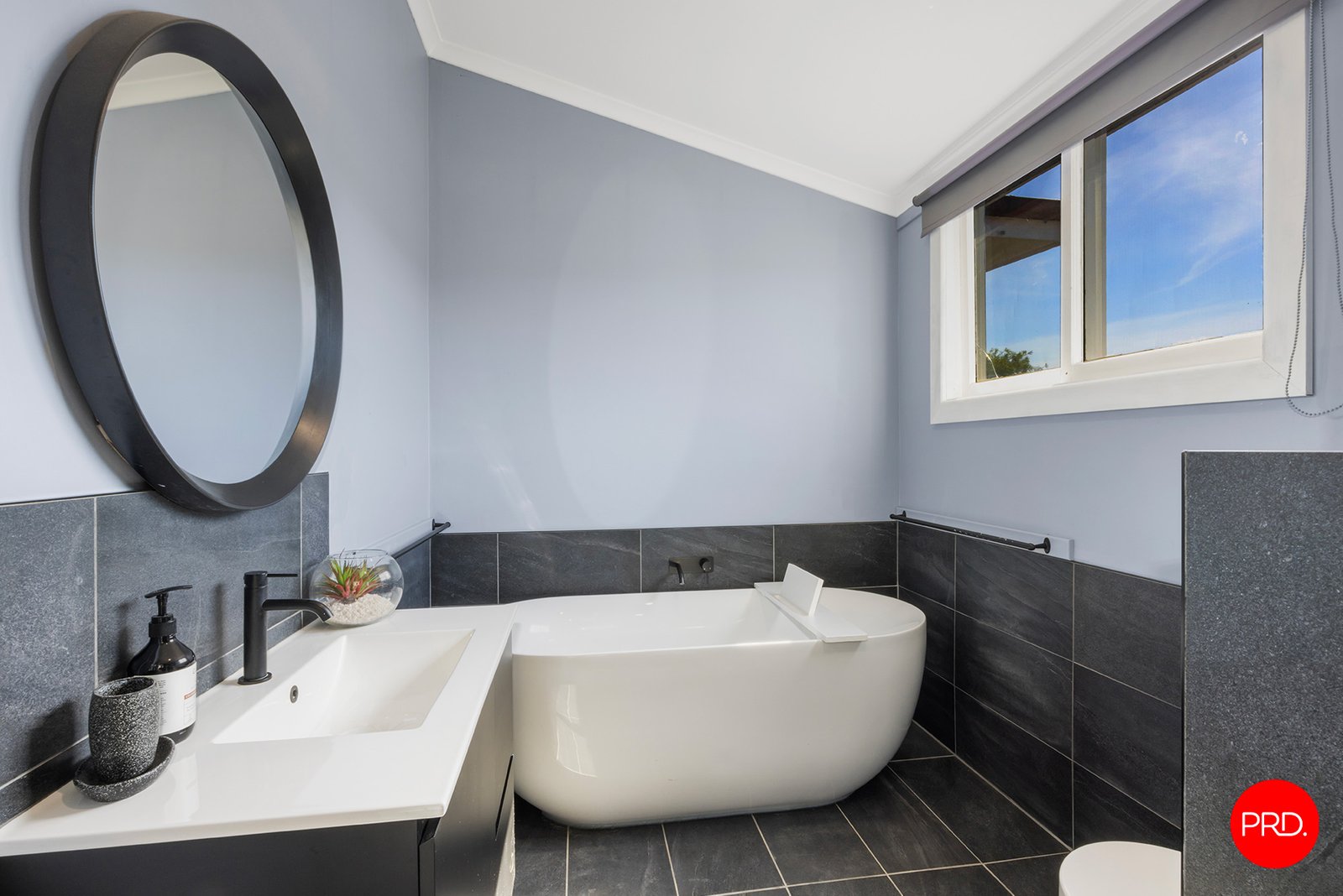 31 Skene Street KENNINGTON 12