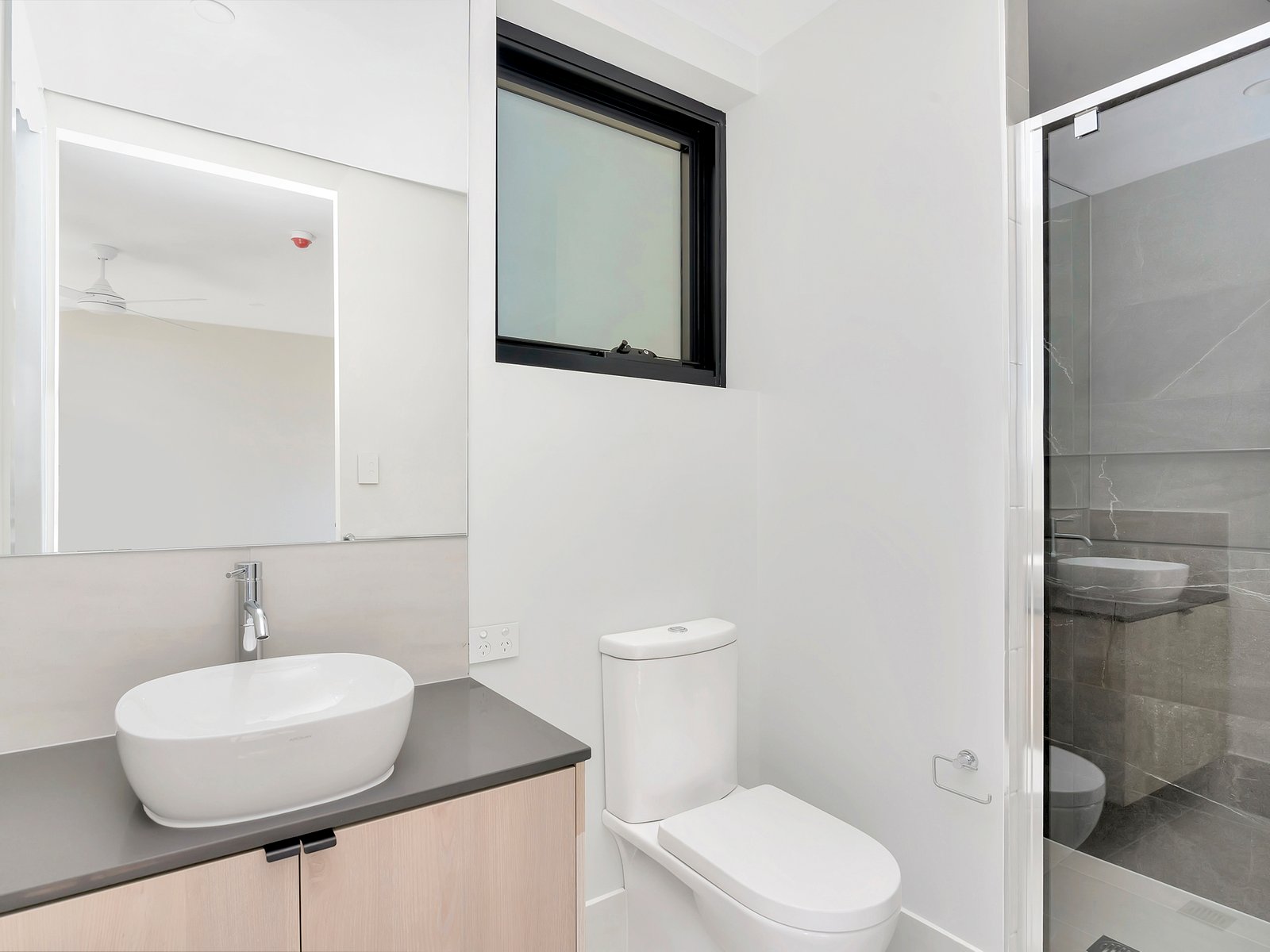 3/1 South Street COOLANGATTA 8