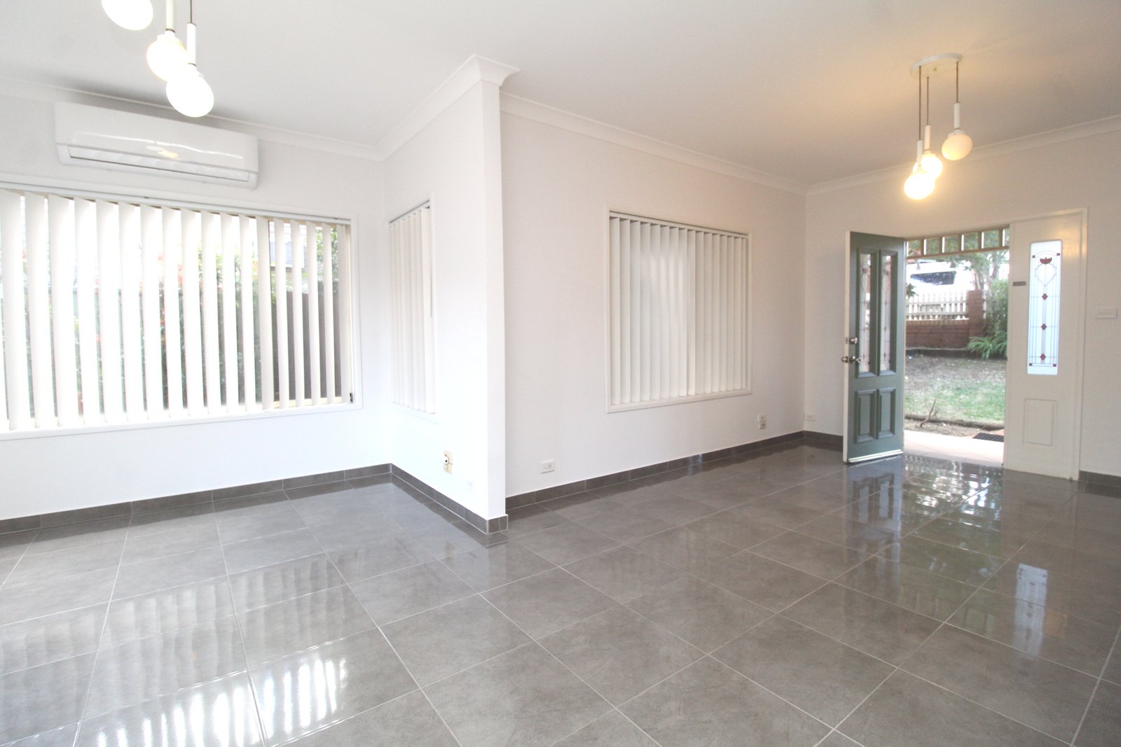 31 Springfield Avenue ROSELANDS 1