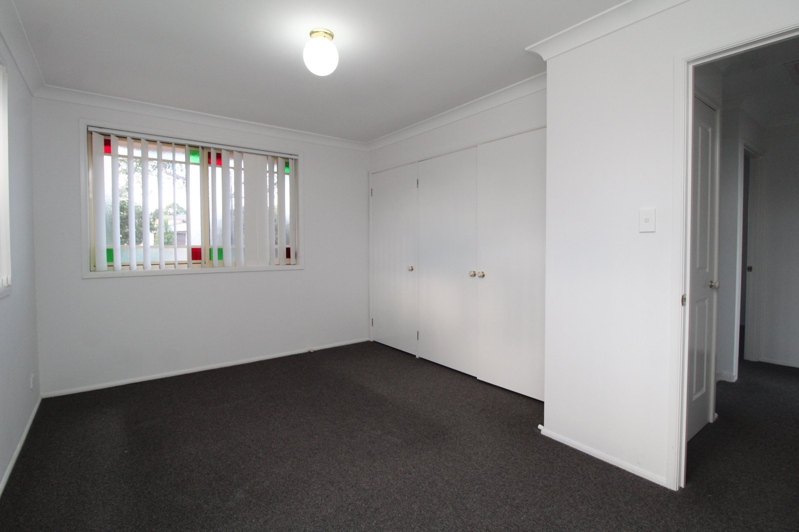 31 Springfield Avenue ROSELANDS 8