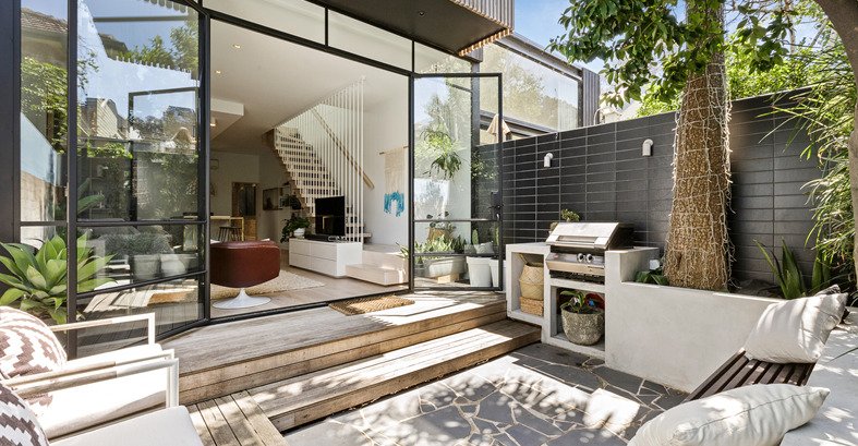 Gallery: 31 Stead Street