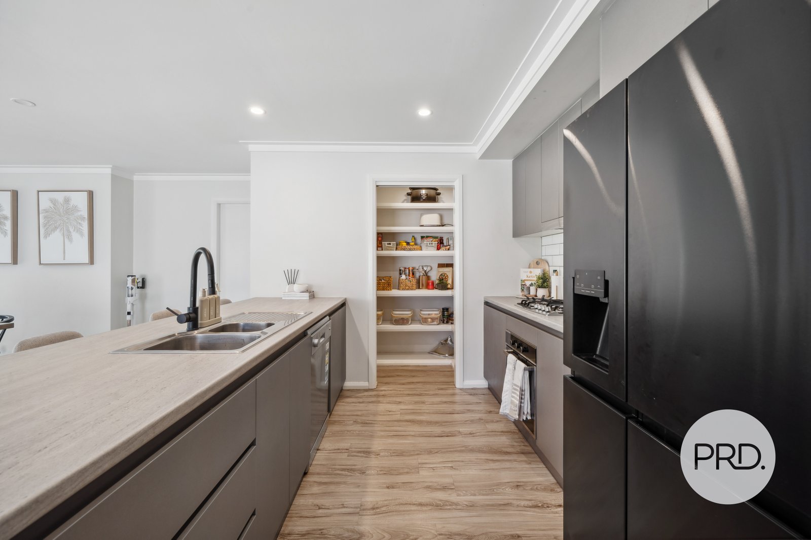 31 Strickland Drive BOOROOMA 3