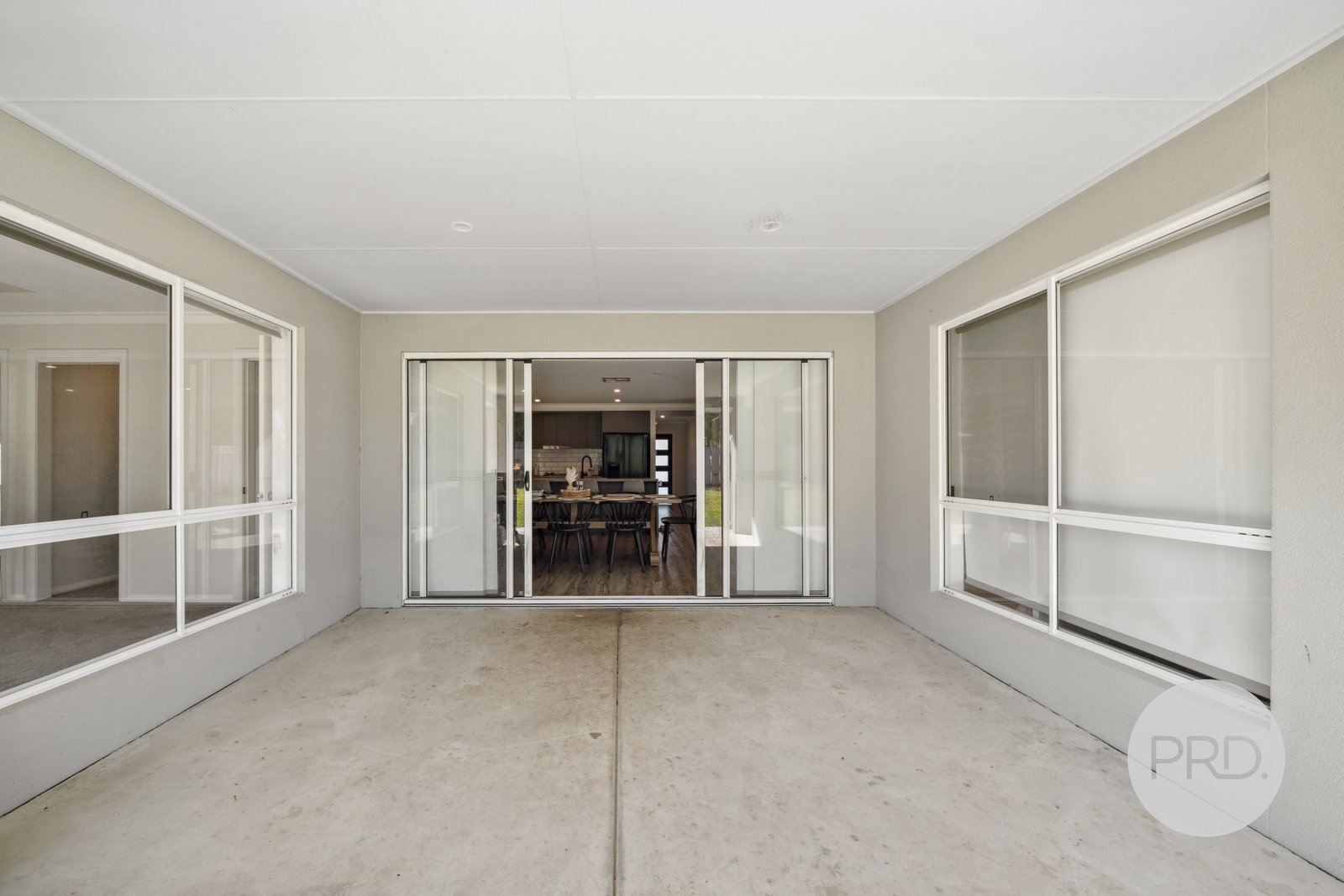 31 Strickland Drive BOOROOMA 12