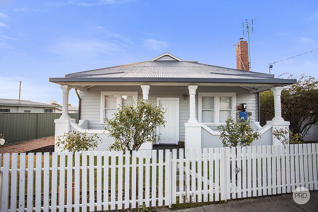31 Strickland Road BENDIGO 1