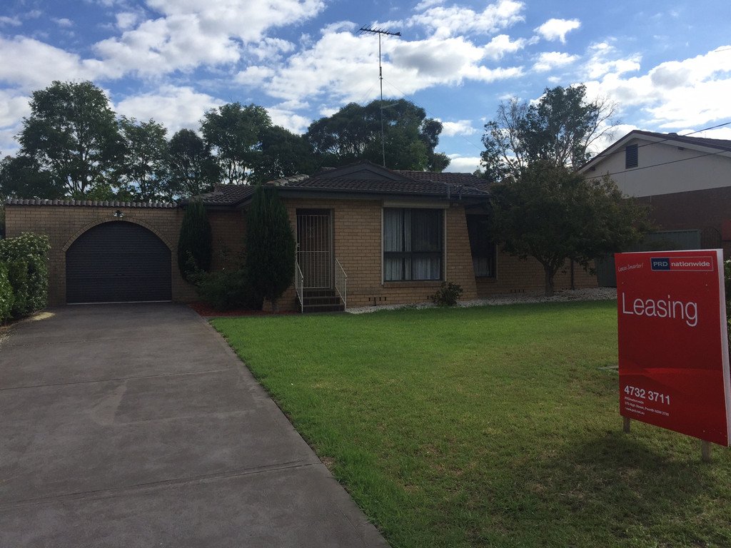 31 Sunset Avenue SOUTH PENRITH 1