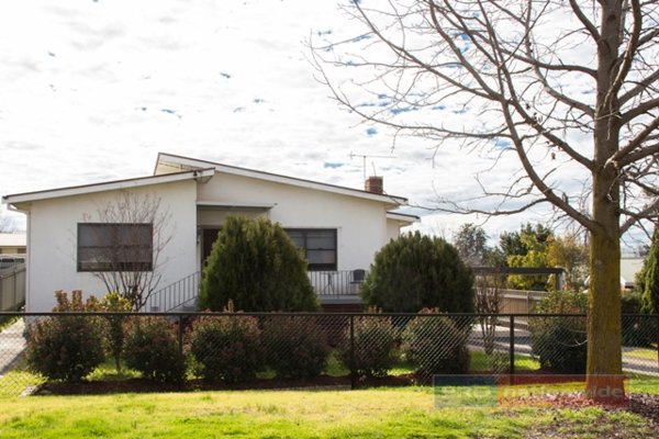 31 Sydney Street TUMUT 1
