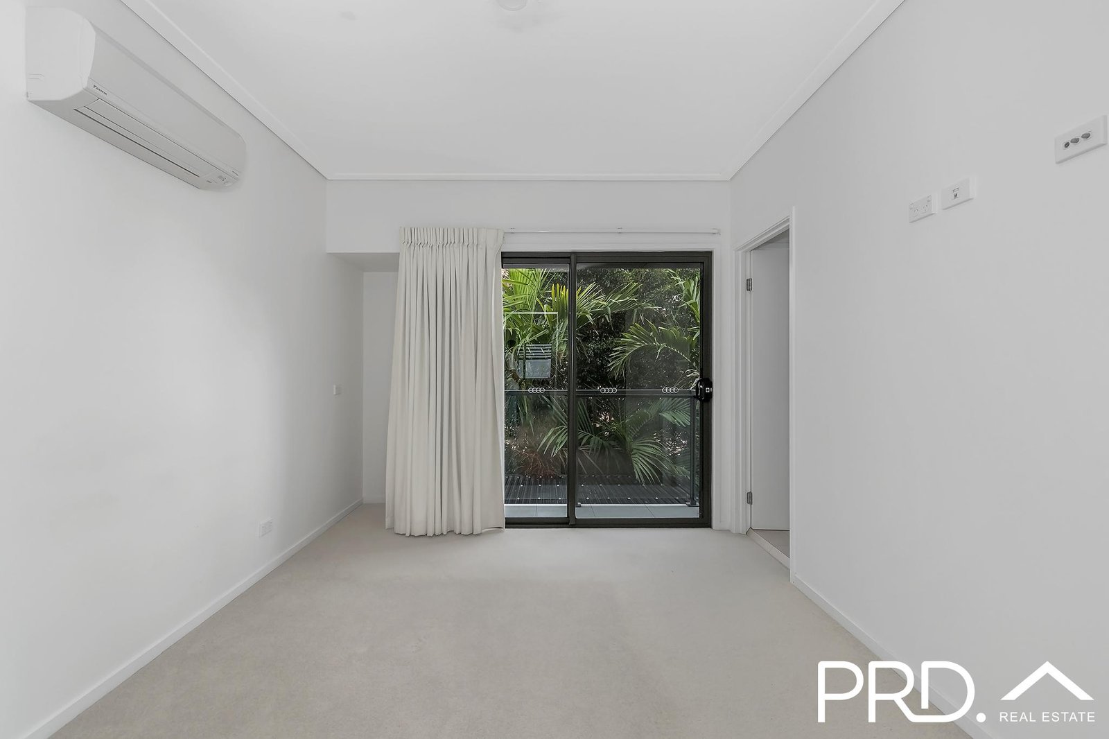 31 The Gardenway  ROBINA 5