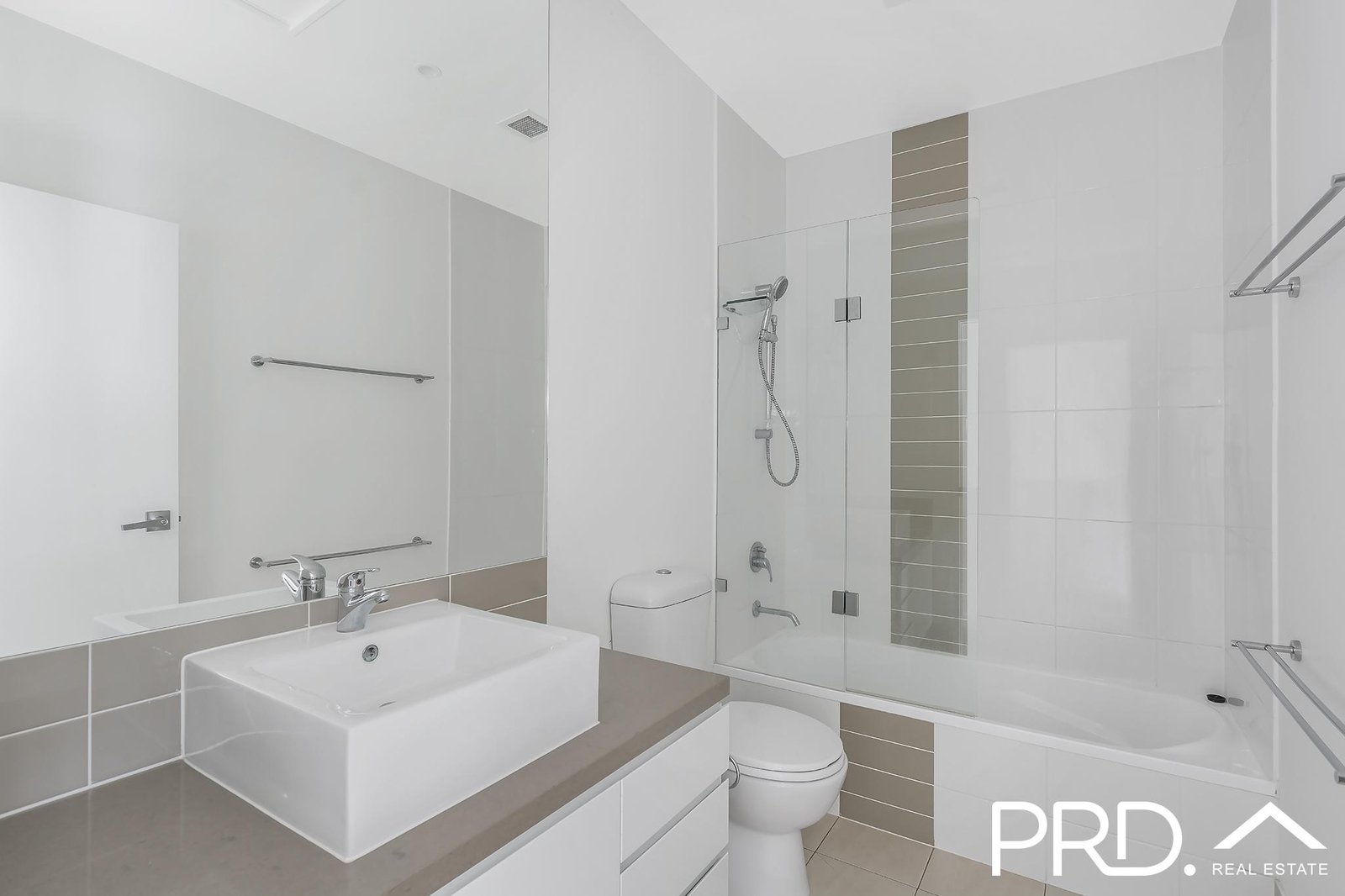 31 The Gardenway  ROBINA 8